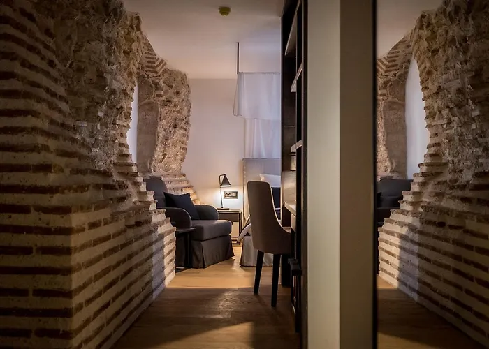 穆鲁姆遗产酒店 4*